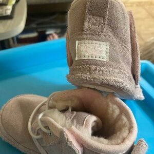 UGG TAN SUEDE BOOTS with VELCRO on both sides